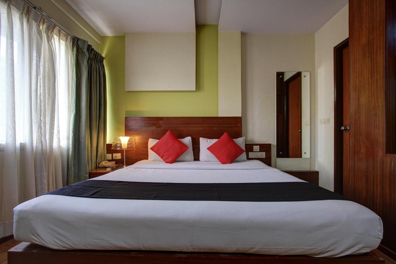Capital O 72404 Naidu Palace Bangalore Extérieur photo