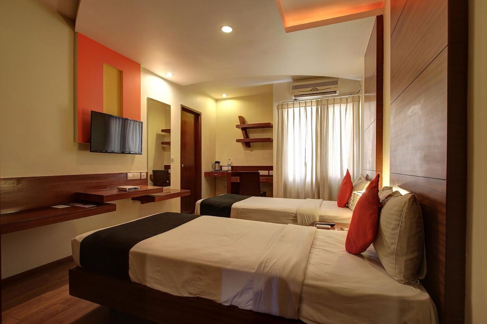 Capital O 72404 Naidu Palace Bangalore Extérieur photo