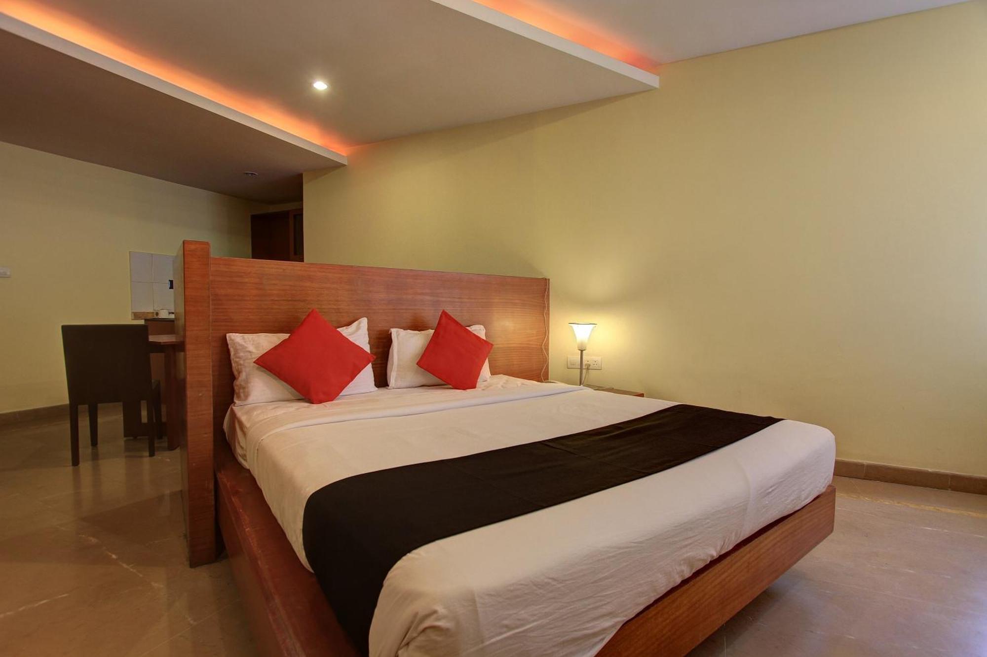 Capital O 72404 Naidu Palace Bangalore Extérieur photo