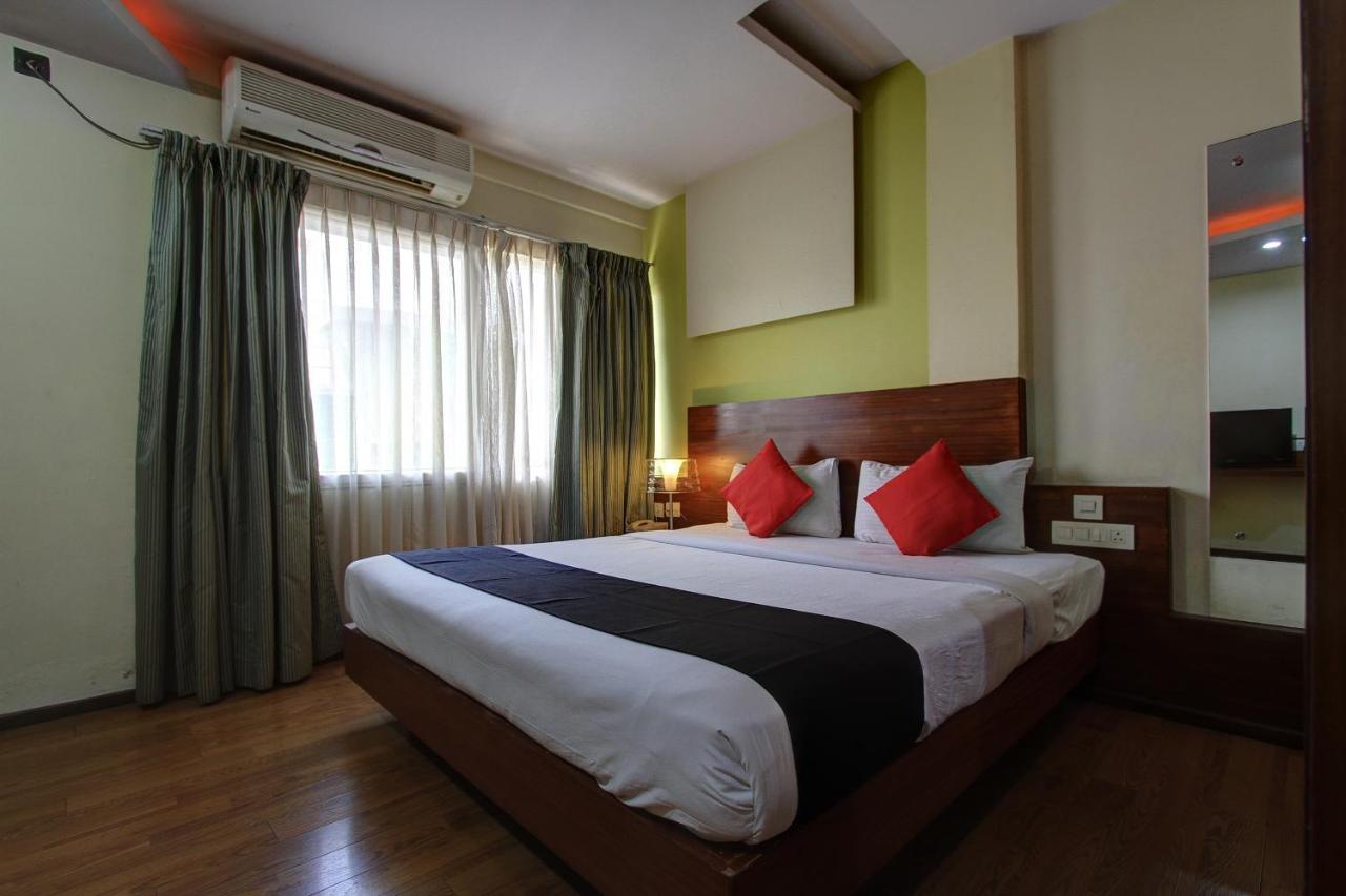 Capital O 72404 Naidu Palace Bangalore Extérieur photo